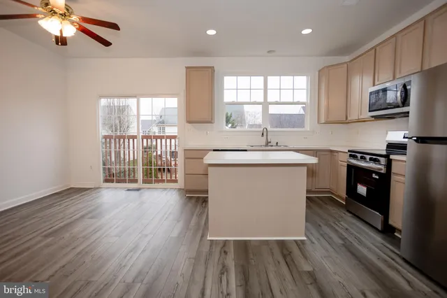 $2,642 | 8150 Rainwater Circle, Manassas, VA 20111