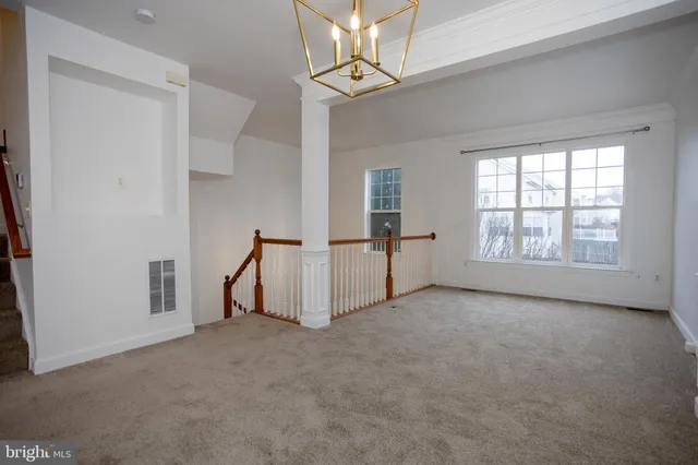 $2,642 | 8150 Rainwater Circle, Manassas, VA 20111