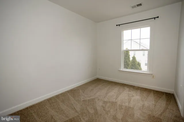 $2,642 | 8150 Rainwater Circle, Manassas, VA 20111