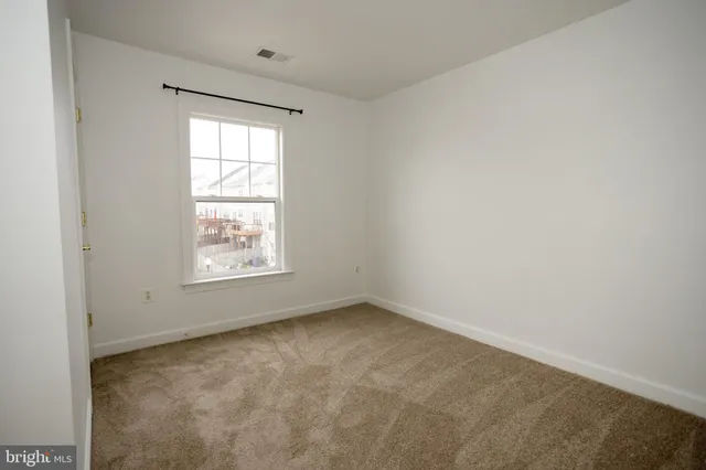 $2,642 | 8150 Rainwater Circle, Manassas, VA 20111