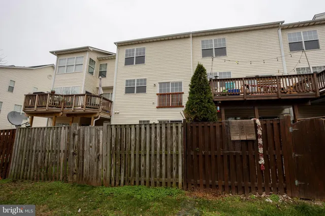 $2,642 | 8150 Rainwater Circle, Manassas, VA 20111