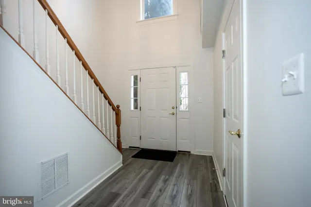 $2,642 | 8150 Rainwater Circle, Manassas, VA 20111