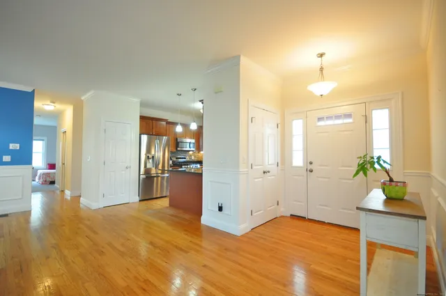 $3,250 | 3 Katherine Way, Unit 3, Ellington, CT 06029