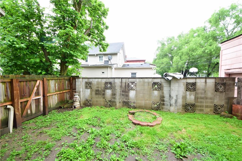 1018 8th Street Columbus, IN 47201 - Photo 12 of 16 Gallery Image 12