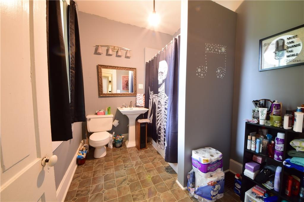 1018 8th Street Columbus, IN 47201 - Photo 9 of 16 Gallery Image 9