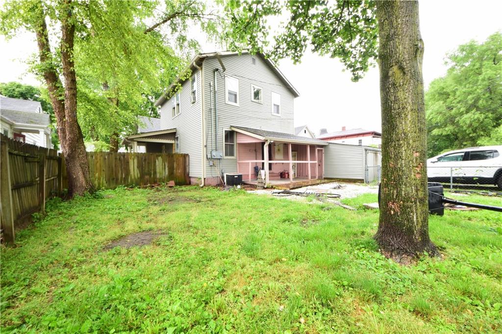 1018 8th Street Columbus, IN 47201 - Photo 10 of 16 Gallery Image 10