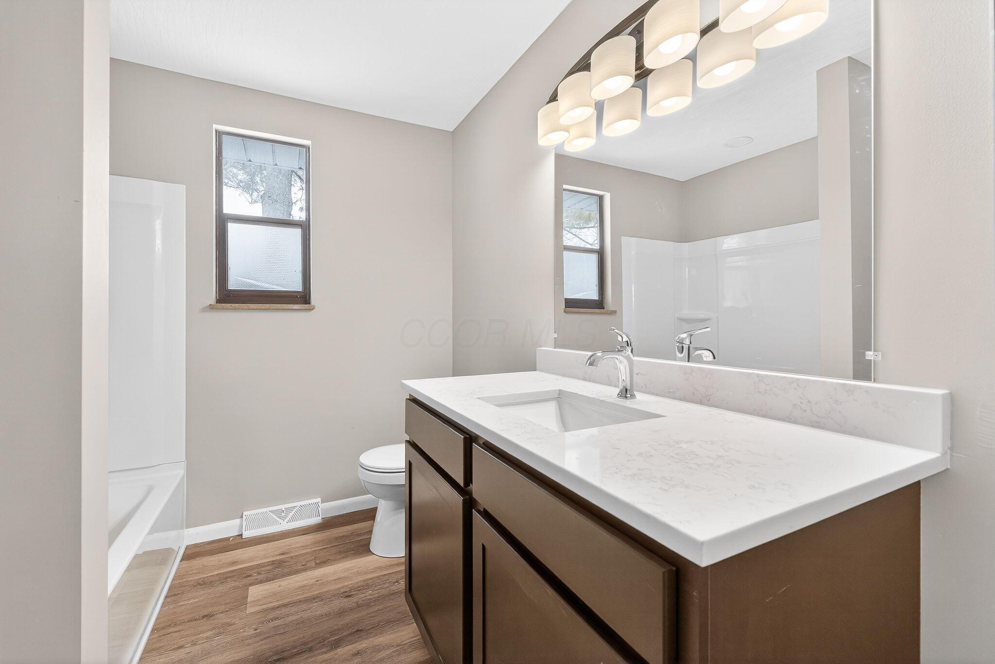 2800 Alkire Road Grove City, OH 43123 - Photo 34 of 60 2800 Alkire Rd (Interior)-18