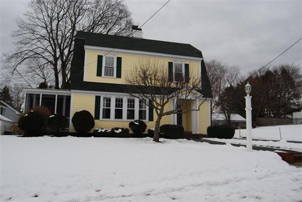 82 Butman Road Lowell, MA 01852 - Photo 2 of 30 Gallery Image 2