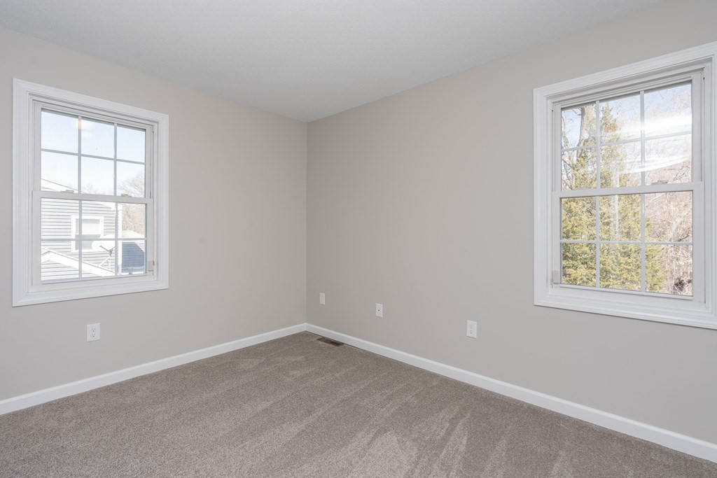 101 Stuart Street Springfield, MA 01119 - Photo 36 of 39