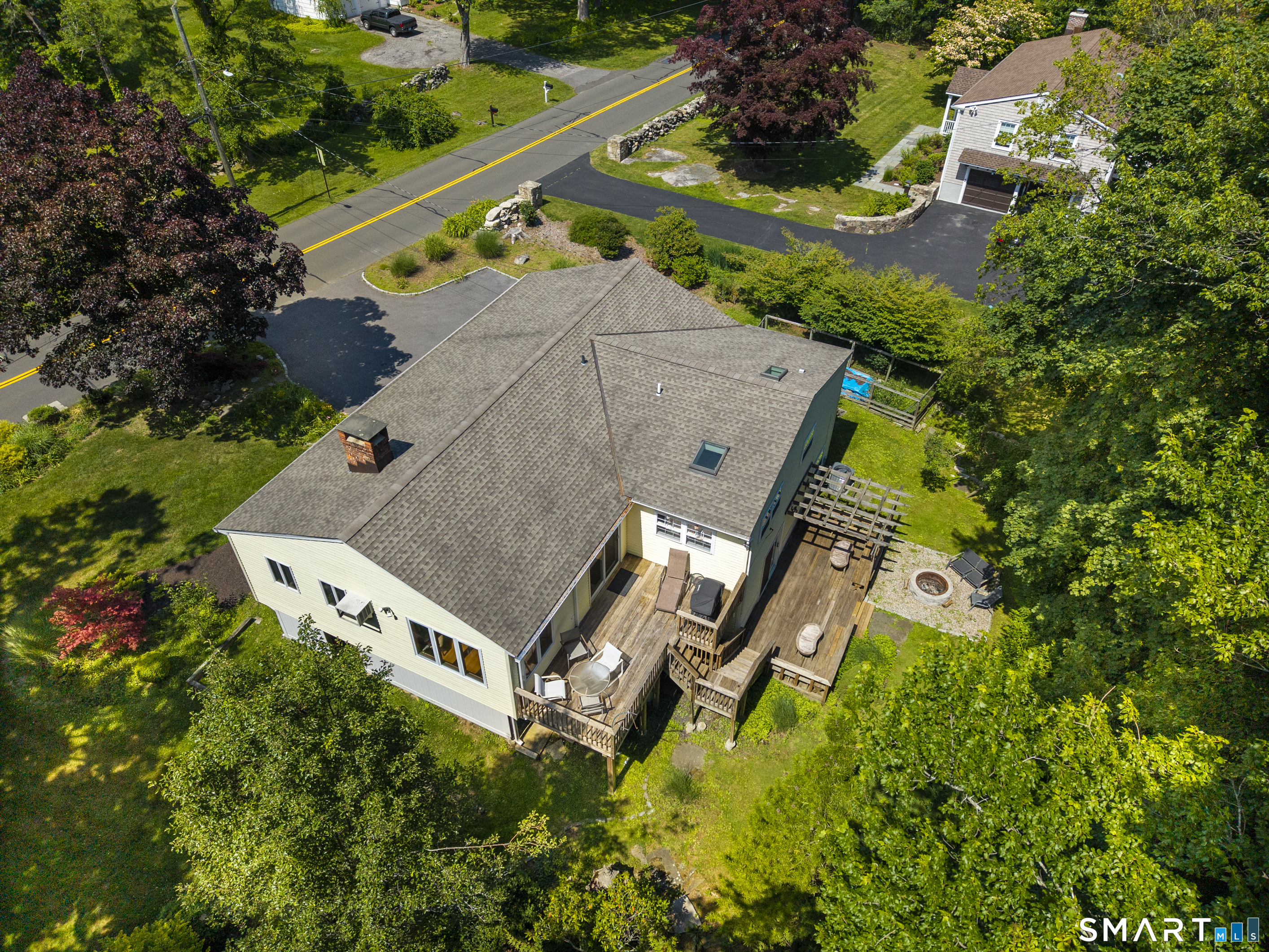 25 Olmstead Lane Ridgefield, CT 06877 - Photo 31 of 38
