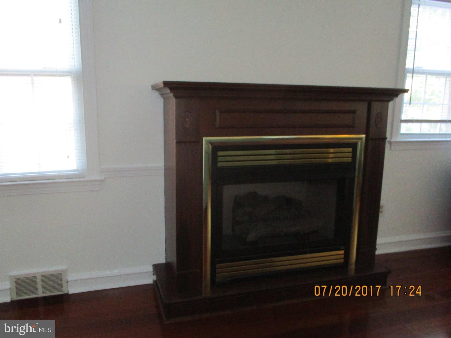 709 Dean Street Ridley Park, PA 19078 - Photo 9 of 19 Gallery Image 9