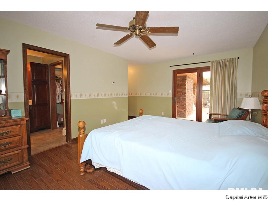 33383 Seifert Road Virden, IL 62690 - Photo 18 of 29