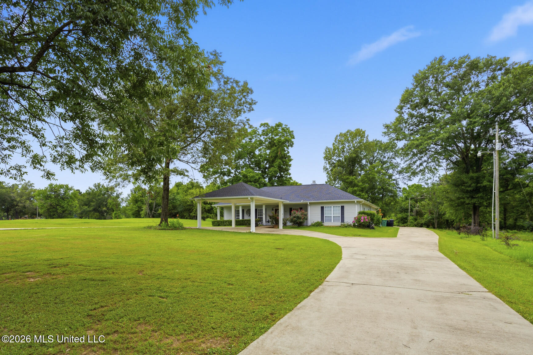 512 Stokes Road Ridgeland, MS 39157 - Photo 2 of 37 512 Stokes-3