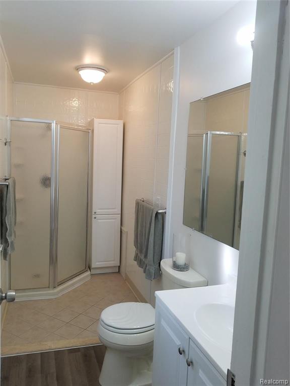 18820 Emit Road Riverview, MI 48193 - Photo 13 of 17