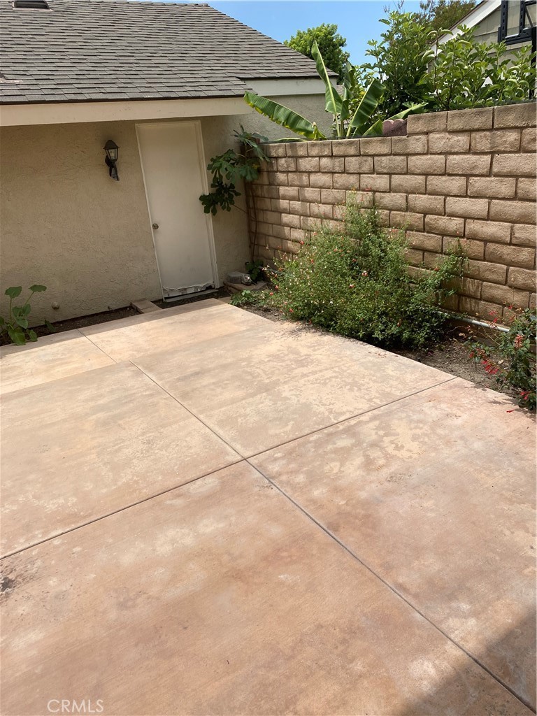 5 Locust Irvine, CA 92604 - Photo 11 of 12 Patio