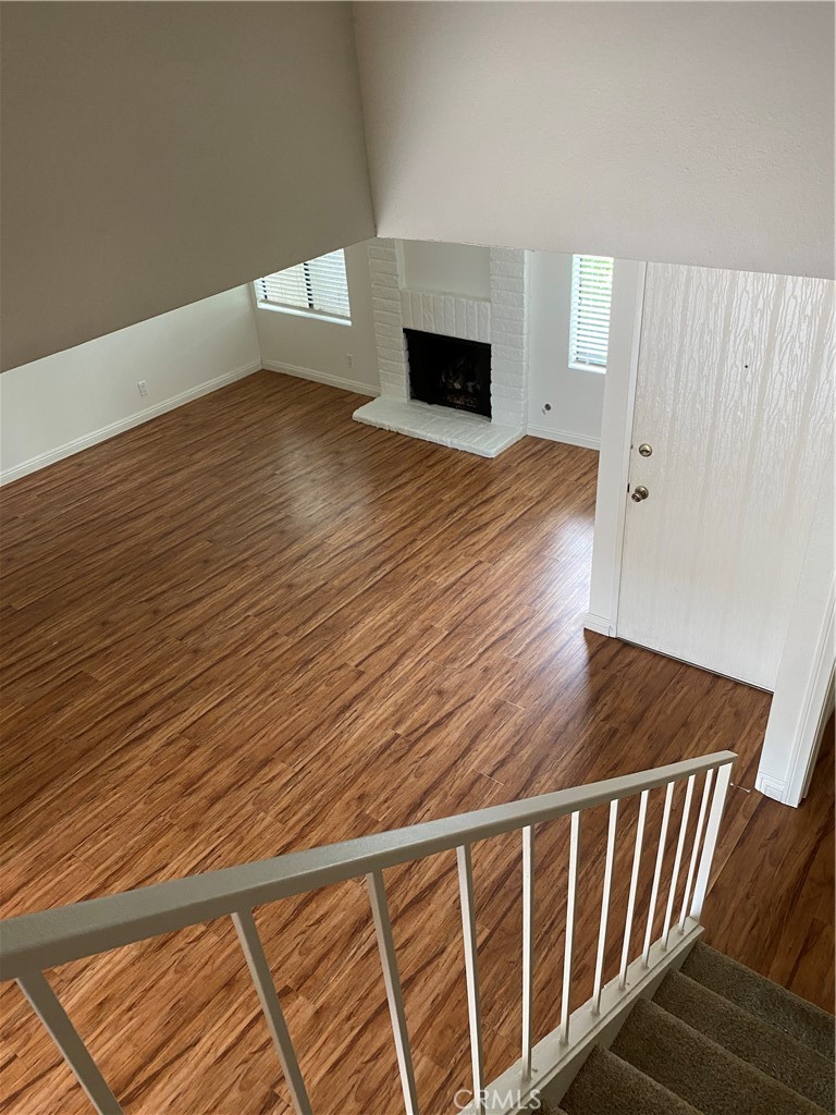 5 Locust Irvine, CA 92604 - Photo 5 of 12 Living Room