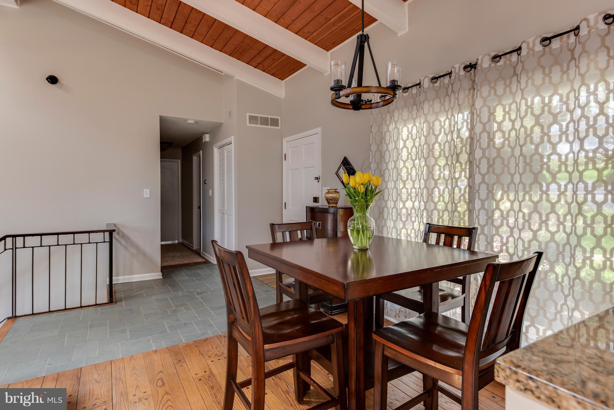 2616 Ogleton Road Annapolis, MD 21403 - Photo 5 of 30 Dining Area