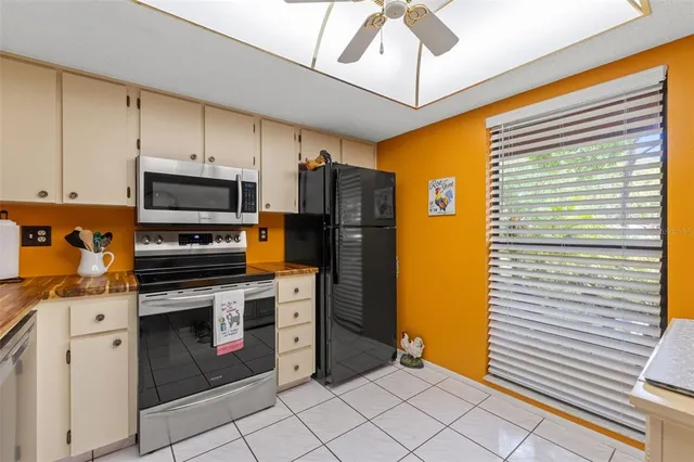 $155,000 | 7235 Greystone Drive, Unit F, Hudson, FL 34667