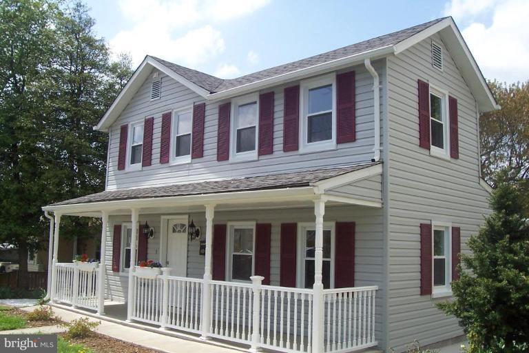 3618 Hineline Road Baltimore, MD 21229 - Photo 2 of 30 Exterior (Front)