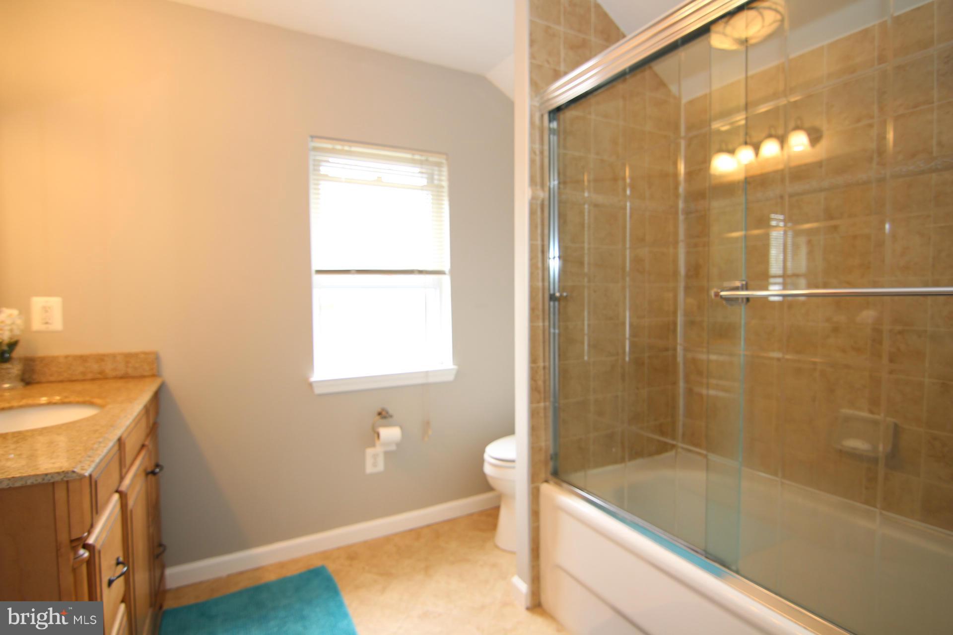 3618 Hineline Road Baltimore, MD 21229 - Photo 15 of 30 Bath