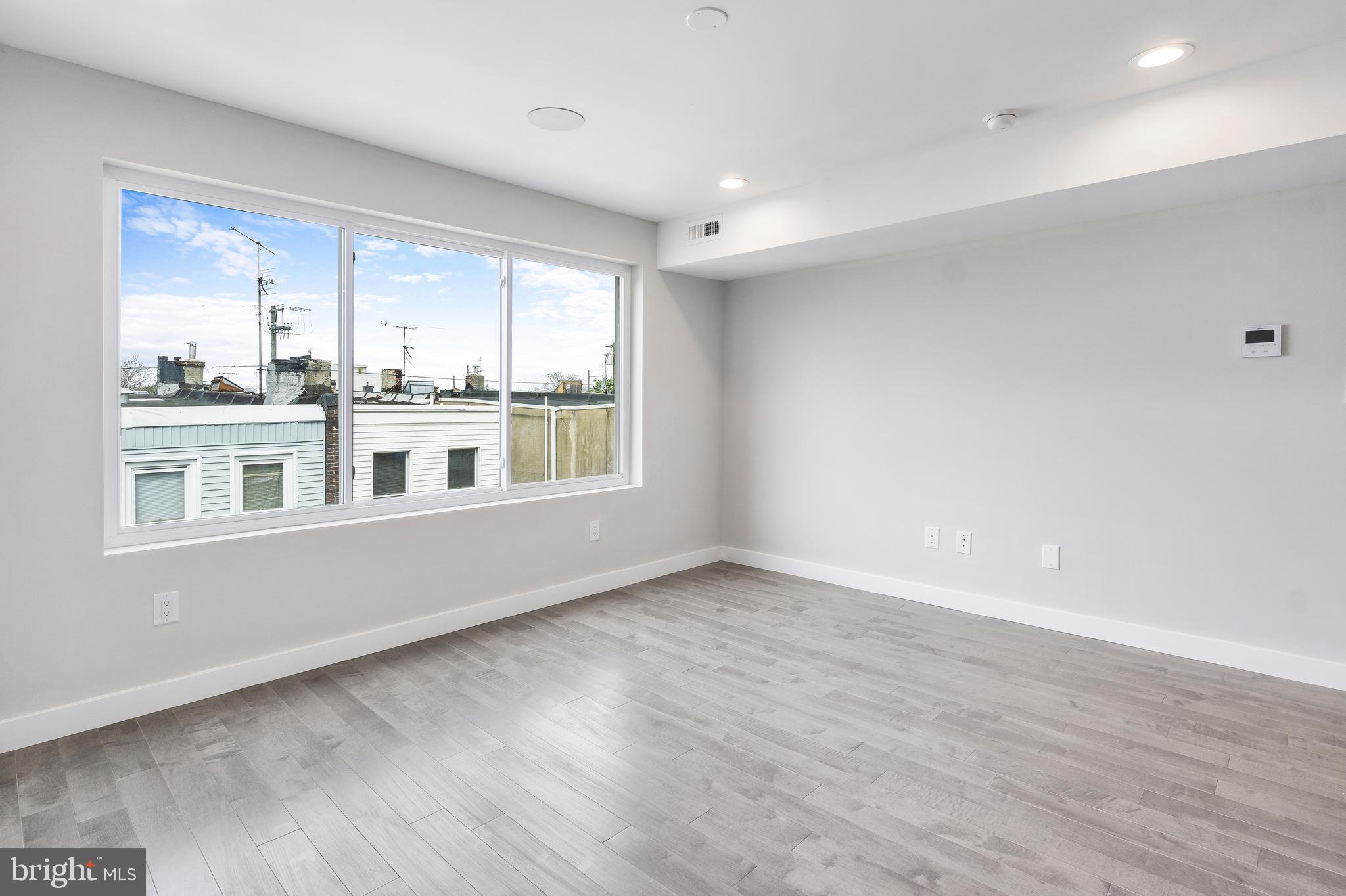 1949 North 4th Street Philadelphia, PA 19122 - Photo 23 of 30