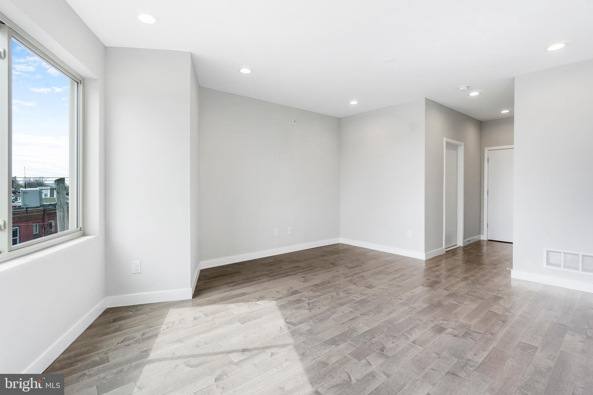 1949 North 4th Street Philadelphia, PA 19122 - Photo 27 of 30