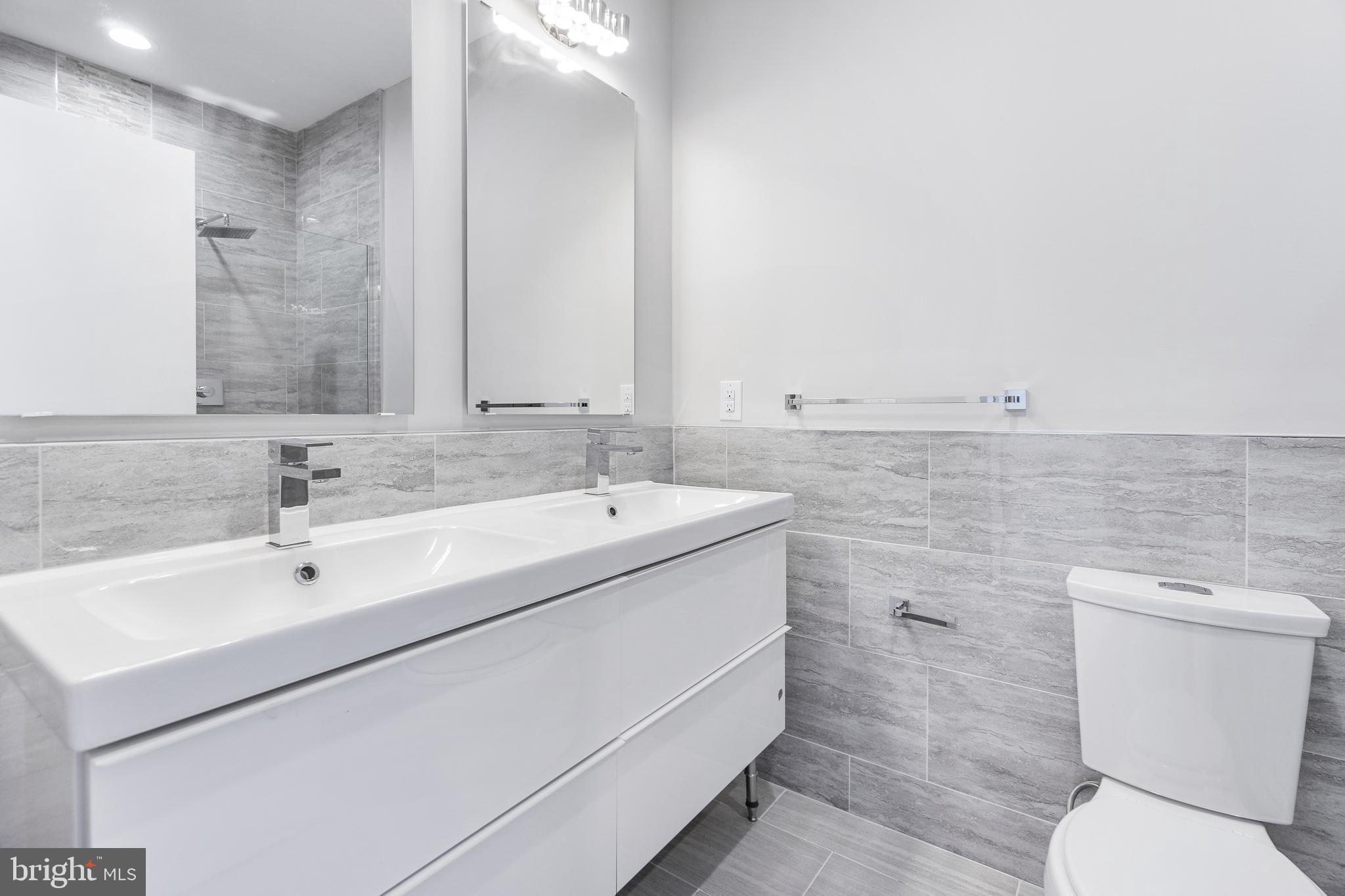 1949 North 4th Street Philadelphia, PA 19122 - Photo 29 of 30