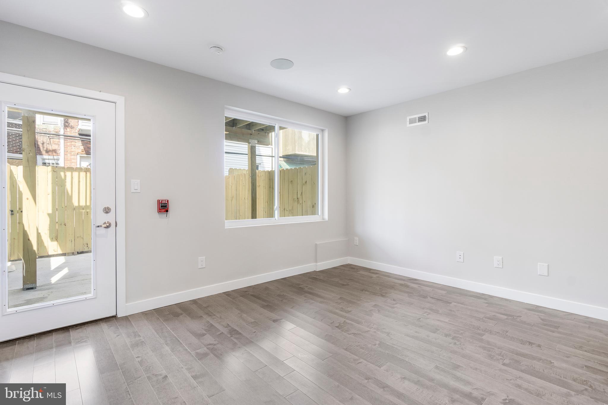 1949 North 4th Street Philadelphia, PA 19122 - Photo 5 of 30