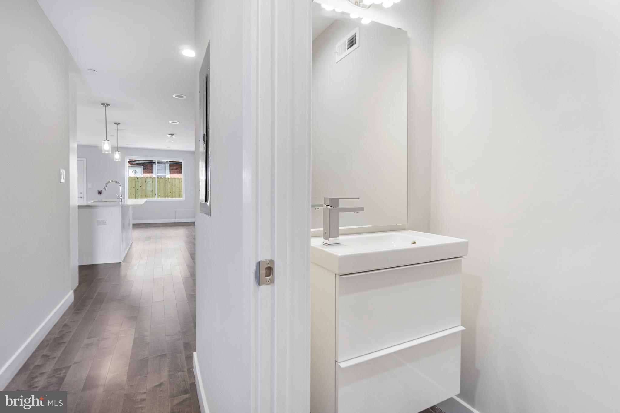 1949 North 4th Street Philadelphia, PA 19122 - Photo 6 of 30