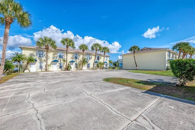 $190,000 | 26310 Rampart Boulevard, Unit 505/E, Punta Gorda, FL 33983