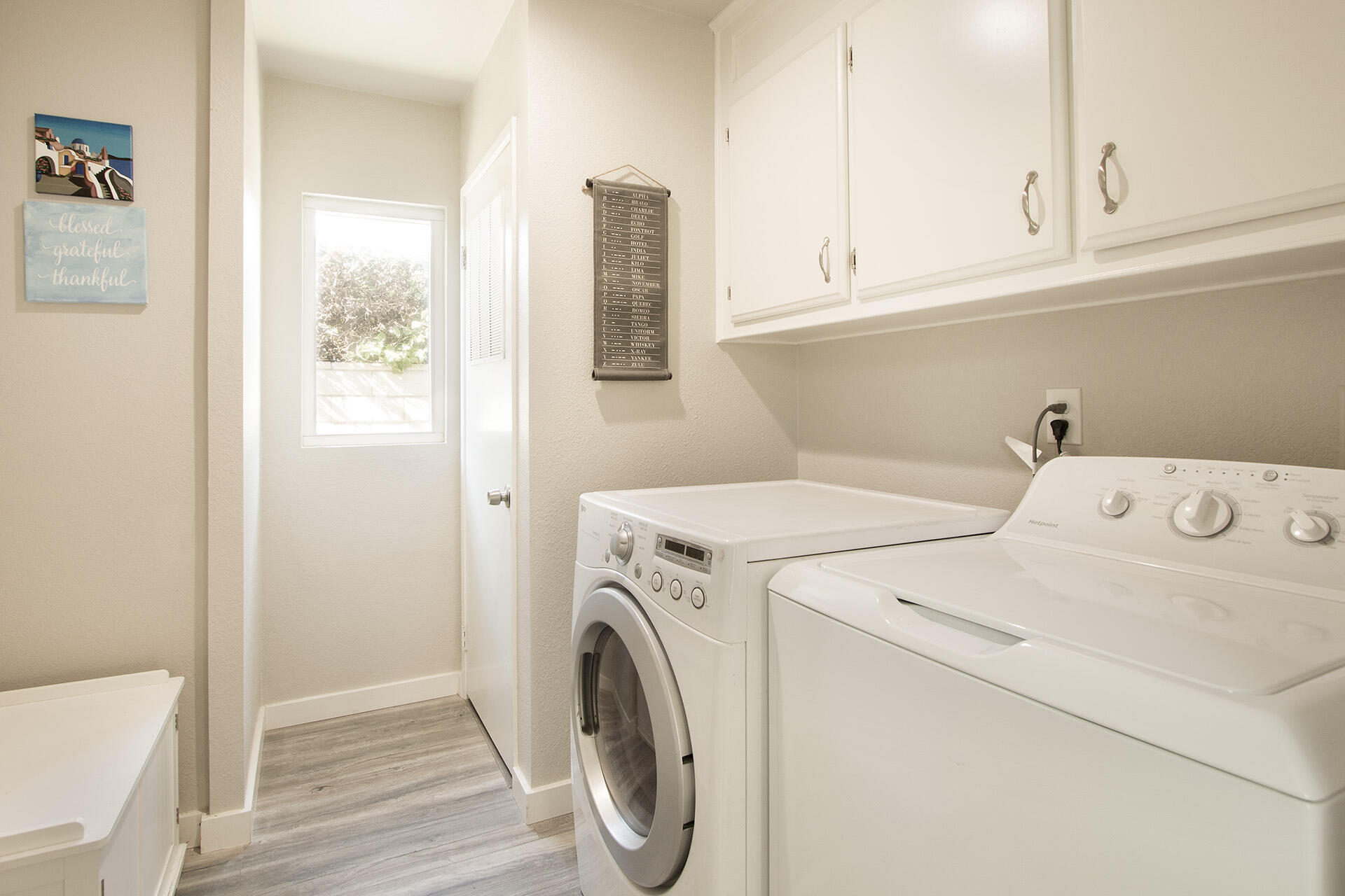 74986 Conestoga Thousand Palms, CA 92276 - Photo 21 of 29 a utility room with dryer and washer