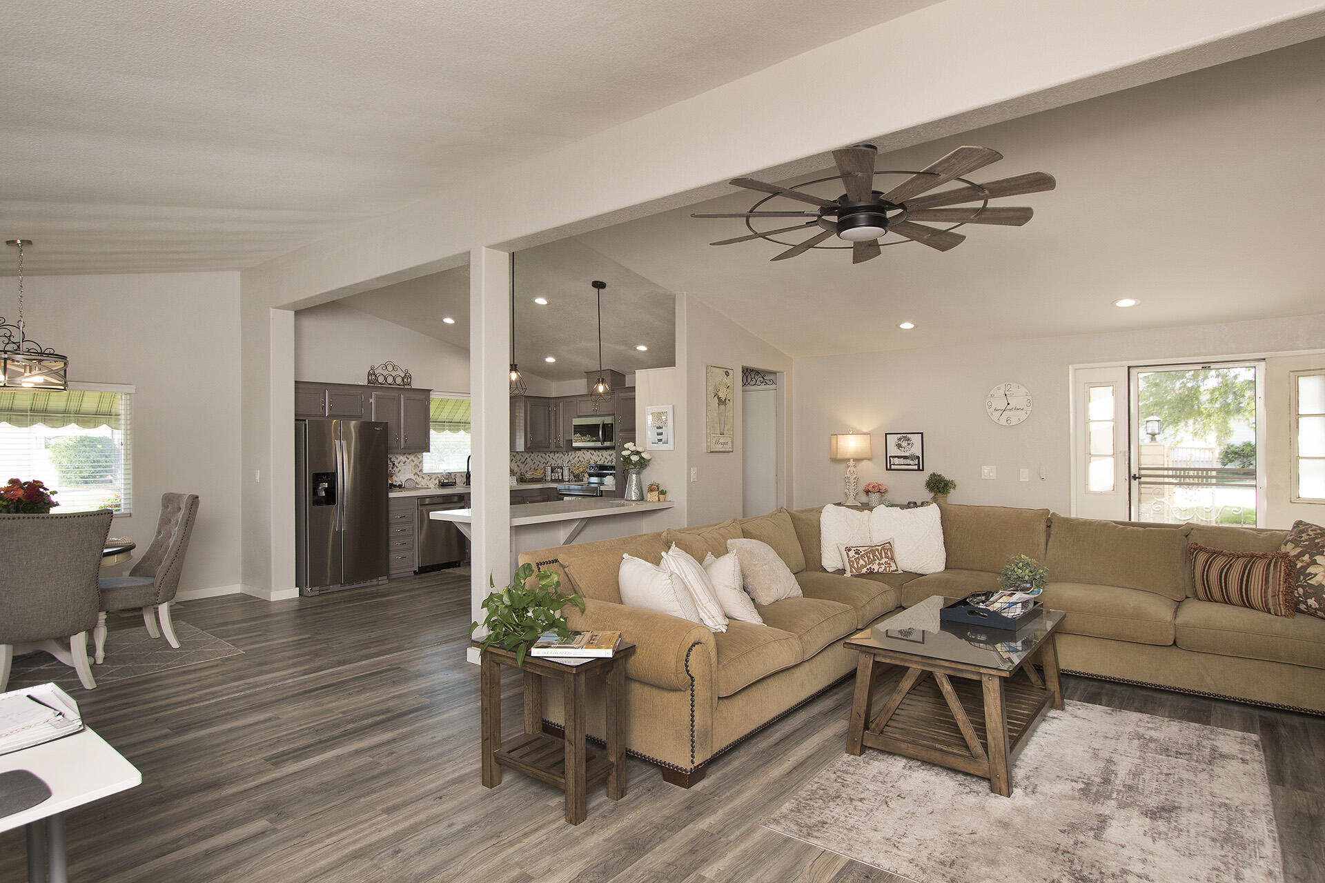 74986 Conestoga Thousand Palms, CA 92276 - Photo 3 of 29 a living room with furniture