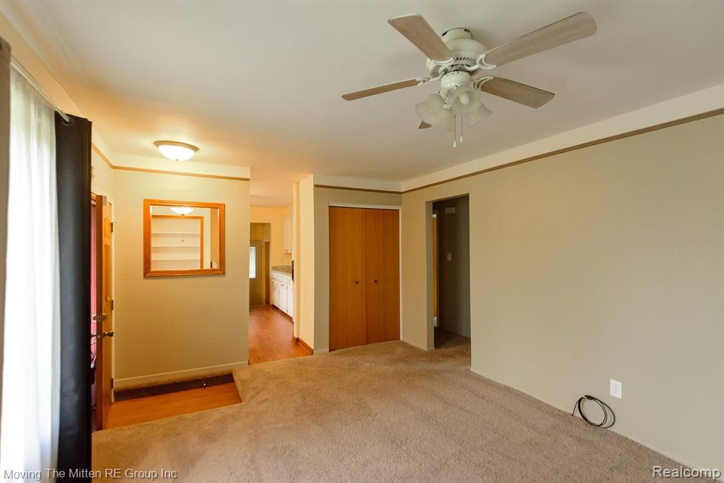 526 South Henry Ruff Road Westland, MI 48186 - Photo 11 of 39