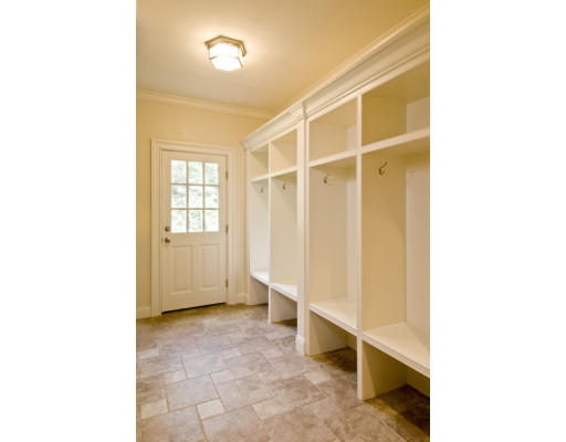 98 Livingston Road Wellesley, MA 02482 - Photo 4 of 11