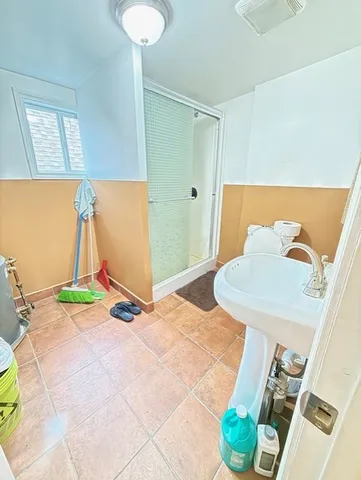 $159,900 | 1620 West 44th Street, Chicago, IL 60609