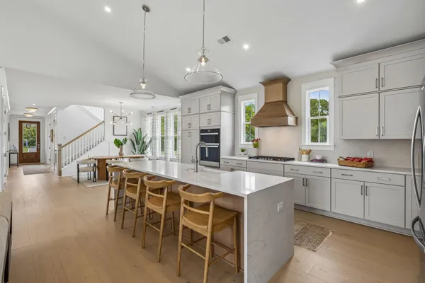 $899,990 | 5012 Hut Crk Road, Johns Island, SC 29455