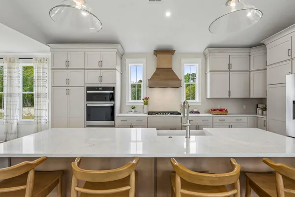 $899,990 | 5012 Hut Crk Road, Johns Island, SC 29455