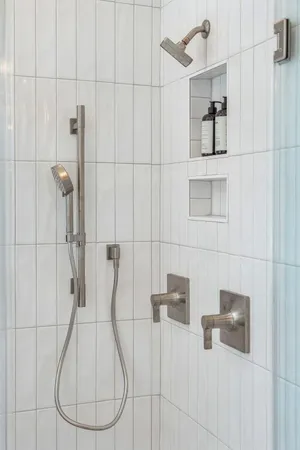 $899,990 | 5012 Hut Crk Road, Johns Island, SC 29455