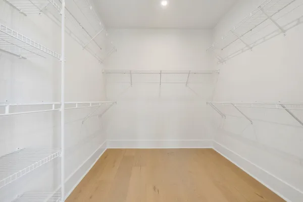 $899,990 | 5012 Hut Crk Road, Johns Island, SC 29455