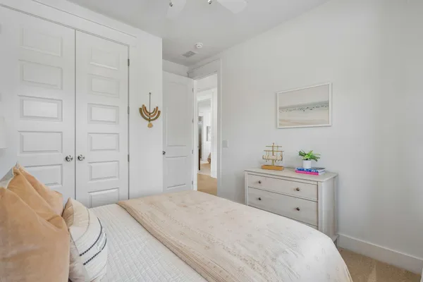 $899,990 | 5012 Hut Crk Road, Johns Island, SC 29455