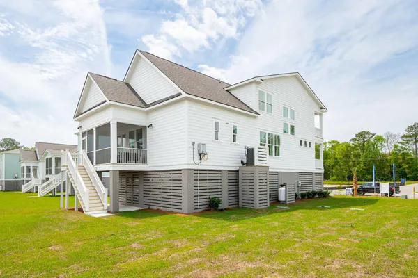 $899,990 | 5012 Hut Crk Road, Johns Island, SC 29455