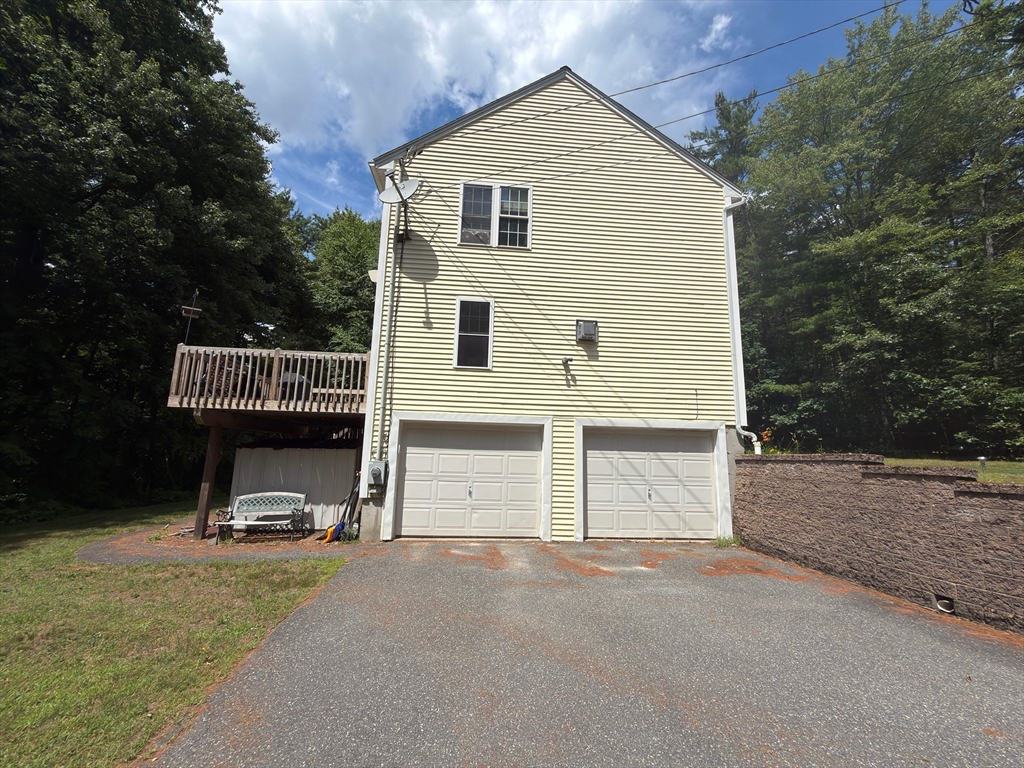 98 H Foote Road Charlton, MA 01507 - Photo 3 of 16