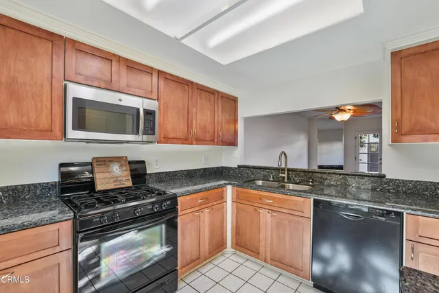 $525,000 | 3183 Kelp Lane, Oxnard, CA 93035