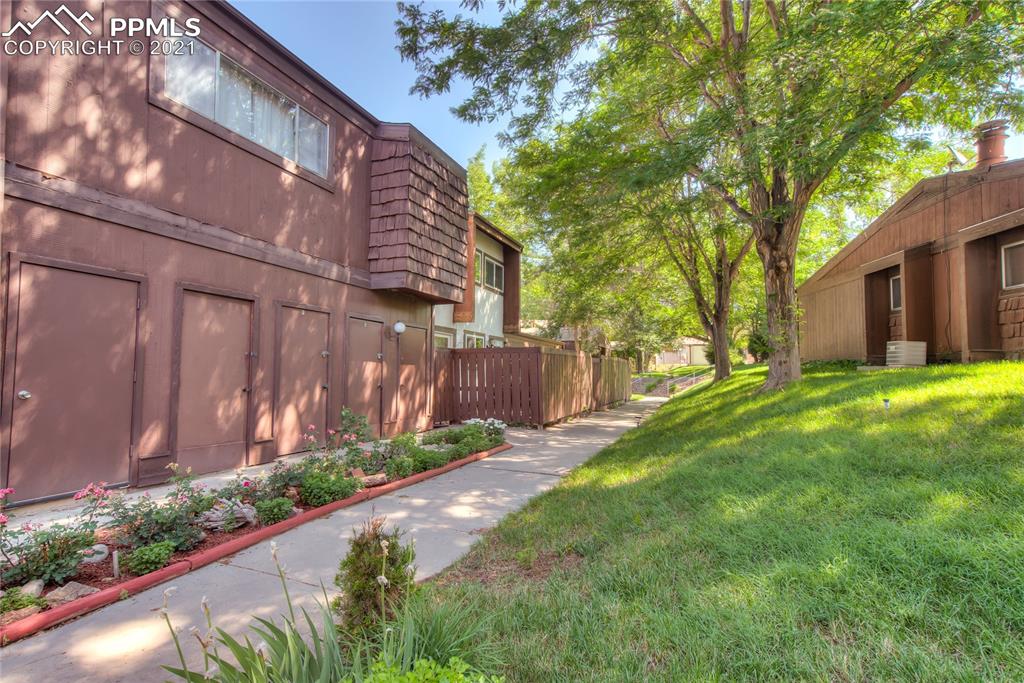 124 Scotland Road, Unit F Pueblo, CO 81001 - Photo 4 of 29