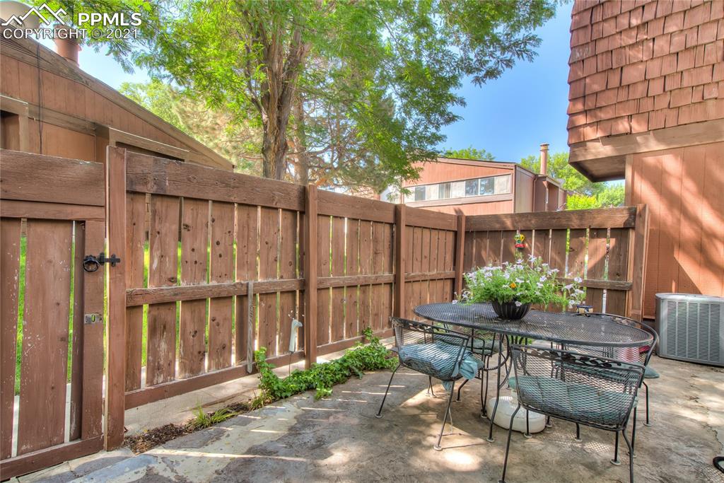 124 Scotland Road, Unit F Pueblo, CO 81001 - Photo 7 of 29