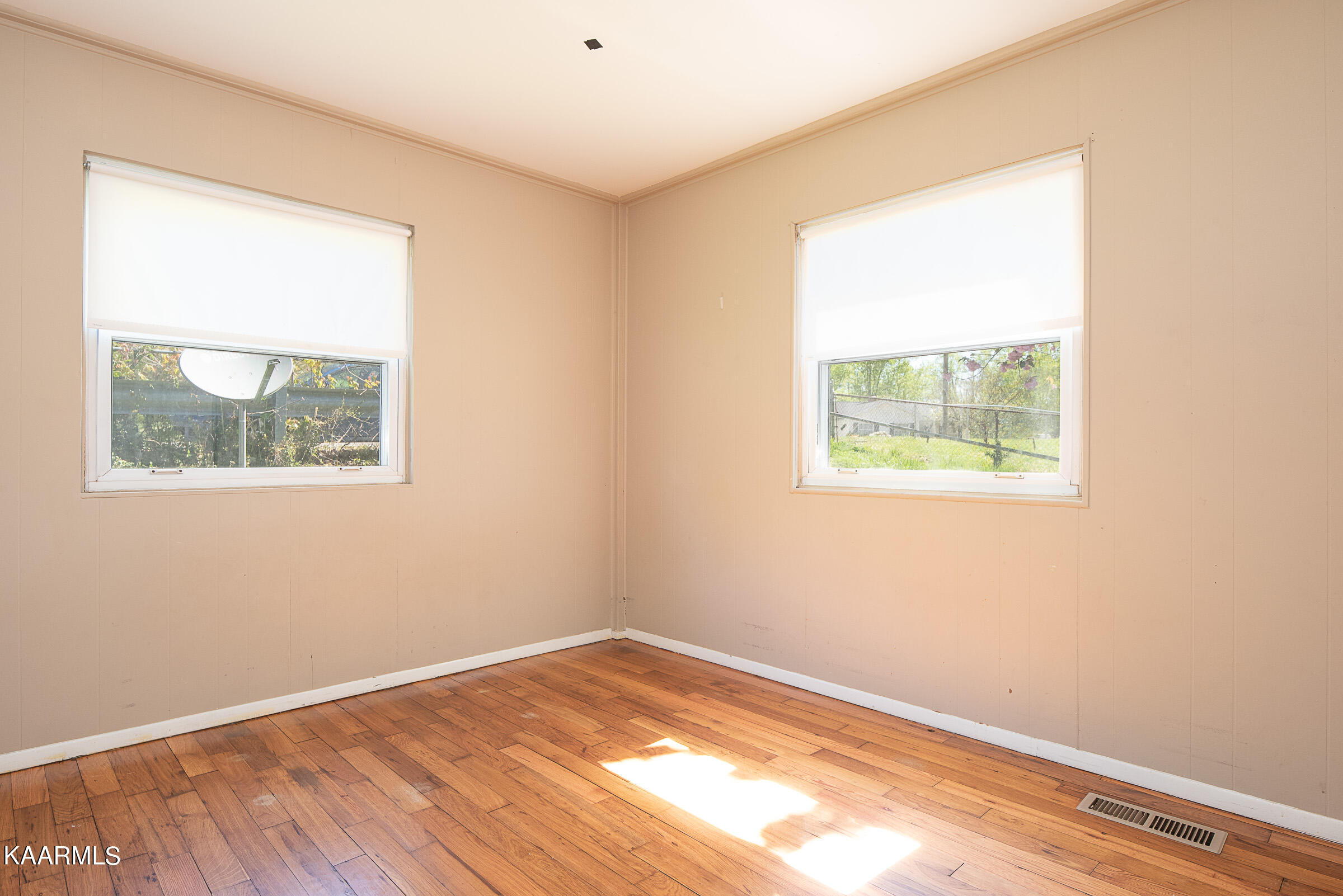 119 Georgia Avenue Oak Ridge, TN 37830 - Photo 11 of 24 BR 2
