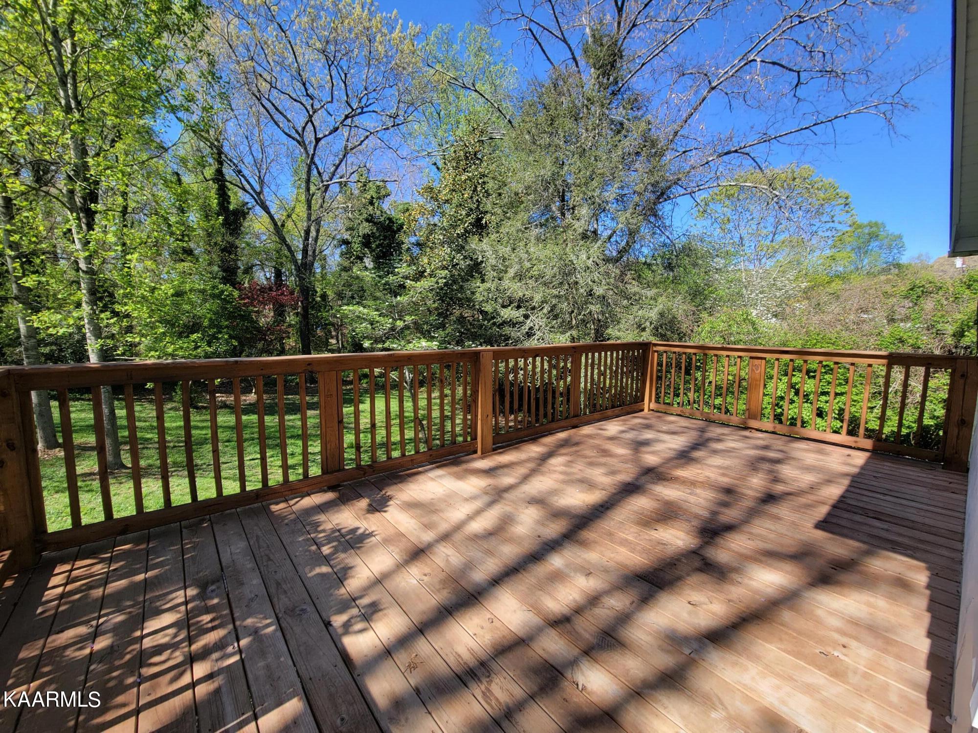 119 Georgia Avenue Oak Ridge, TN 37830 - Photo 16 of 24 Big Deck!