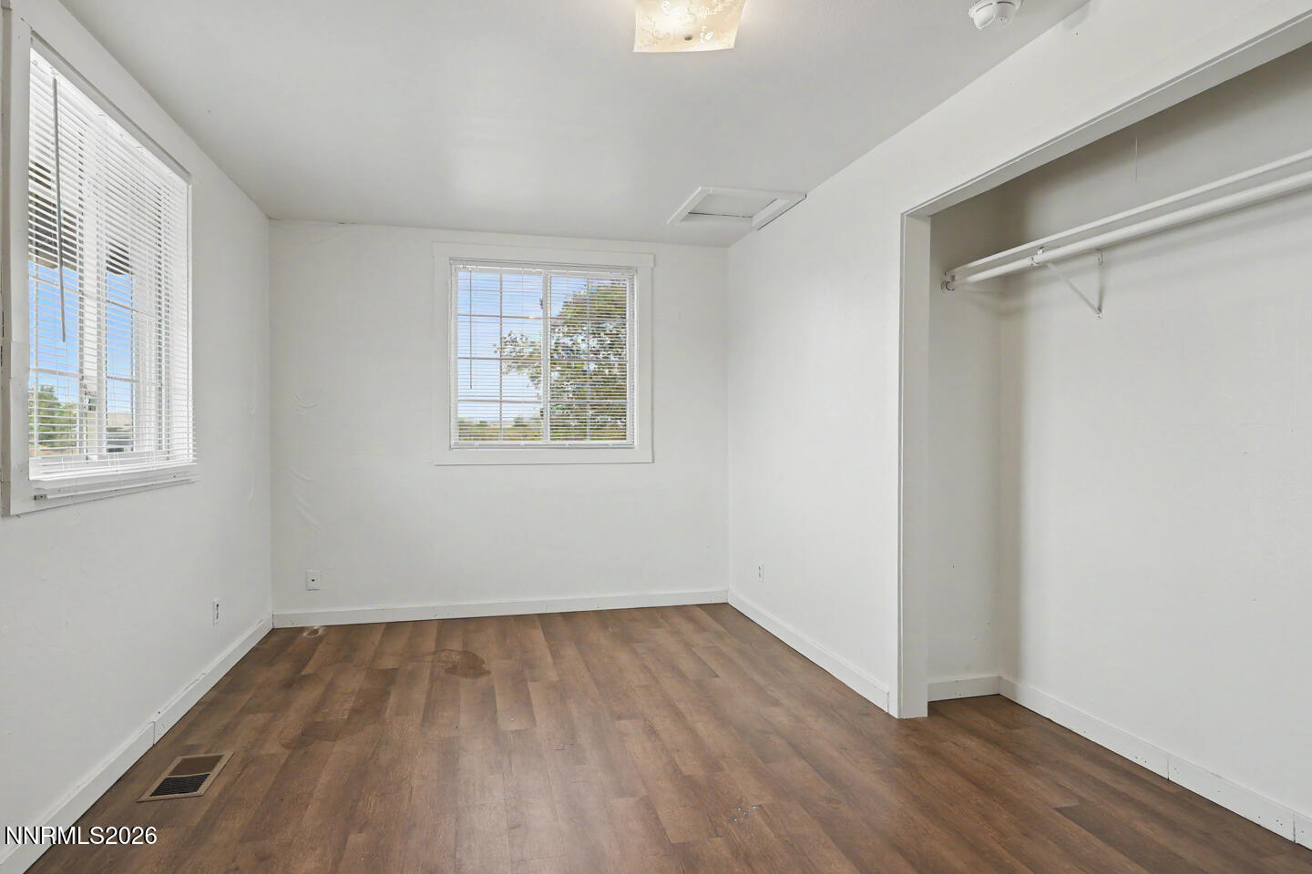 7533 Sandhill Road Fallon, NV 89406 - Photo 11 of 27 11