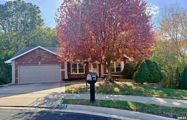 $269,900 | 6905 North Flagstone Court, Peoria, IL 61615