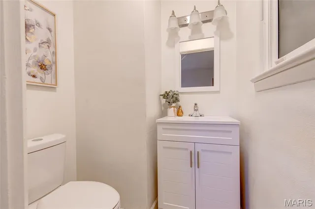 $169,900 | 2108 Holland Avenue, Alton, IL 62002